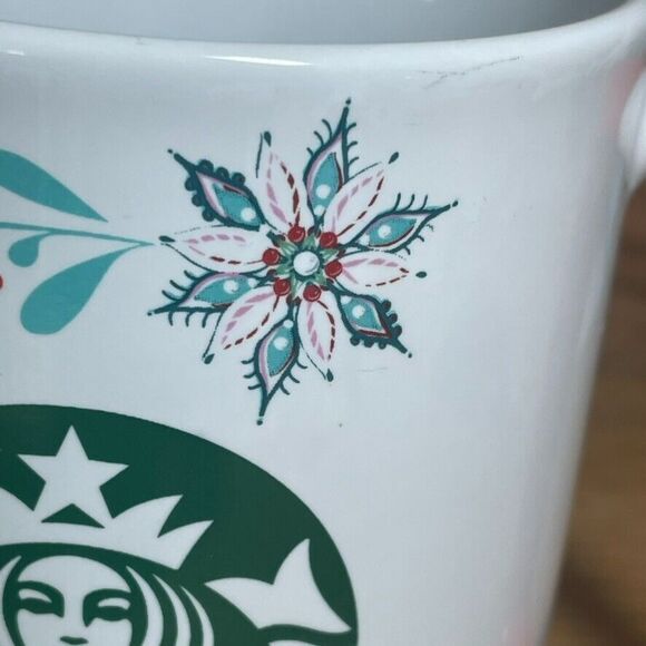 2 Starbucks 2020 Poinsettia Mistletoe Logo Holiday Red Handle Christmas Mug Pair - Picture 5 of 13